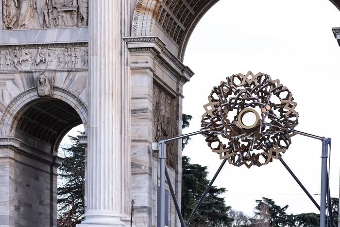 밀라노 광장에 설치된 올림픽 성화. ⓒ EPA/연합뉴스