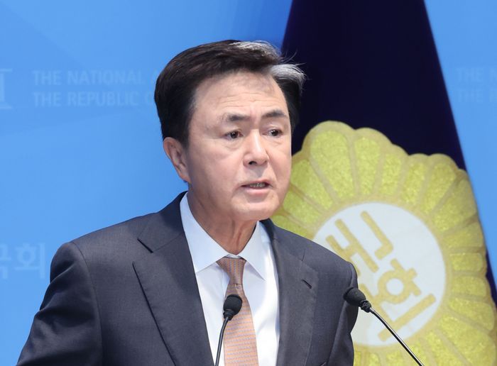 김태흠 충남도지사가 9일 오전 국회 소통관에서 국회의 일방적 행정통합 추진을 반대하는 기자회견을 하고 있다. ⓒ뉴시스