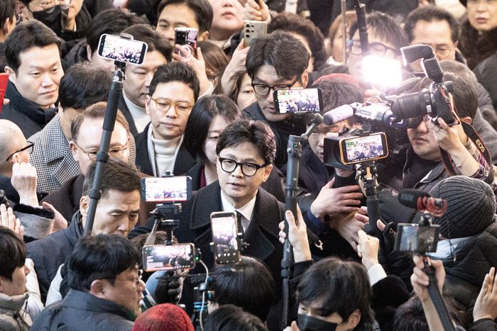 한동훈 국민의힘 전 대표가 1월29일 서울 여의도 국회 소통관에서 국민의힘 지도부의 제명 결정에 관한 입장 발표를 위해 기자회견장으로 향하고 있다.ⓒ뉴시스