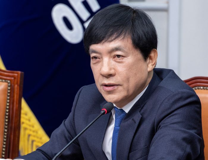 더불어민주당 이성윤 최고위원이 지난 4일 국회에서 열린 최고위원회의에서 발언하고 있다. ⓒ연합뉴스