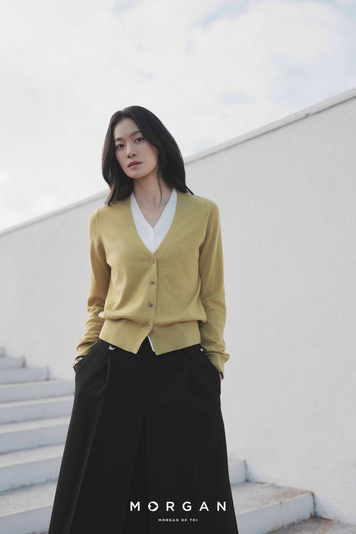 모르간 모델인 옥자연 배우가 26년 SS시즌 의류를 선보이고 있다.ⓒGS샵