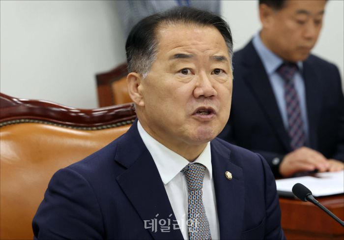 국회 정보위원장인 신성범 국민의힘 의원 ⓒ데일리안 홍금표 기자