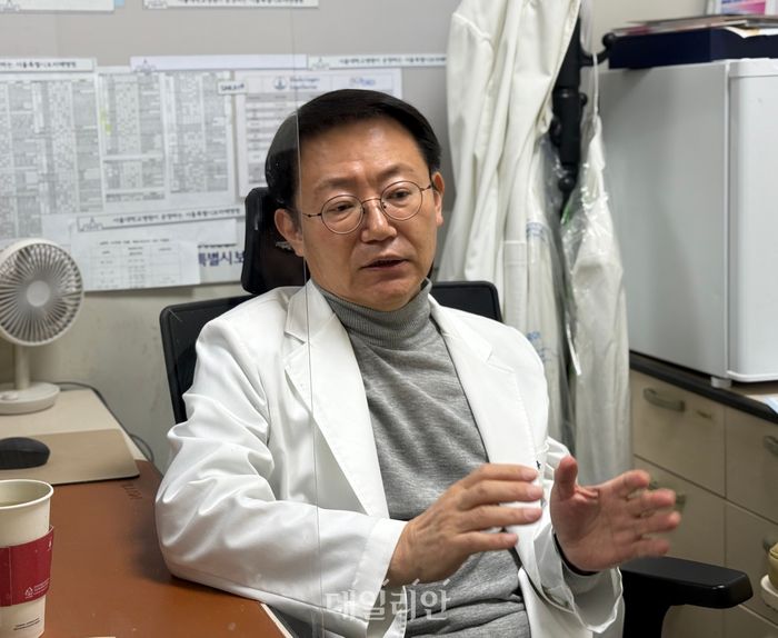 김지원 서울특별시보라매병원 소화기내과 교수가 1월 30일 데일리안과 인터뷰를 진행하고 있다. ⓒ서울특별시보라매병원