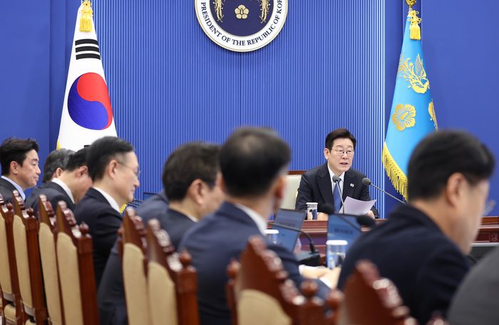 이재명 대통령이 5일 청와대에서 열린 수석보좌관회의에서 발언하고 있다. ⓒ뉴시스