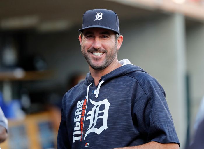 디트로이트 모자를 다시 쓰게 된 벌랜더. ⓒ AP=뉴시스