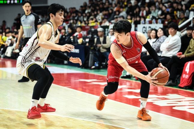 선두 굳히기에 나선 창원 LG. ⓒ KBL