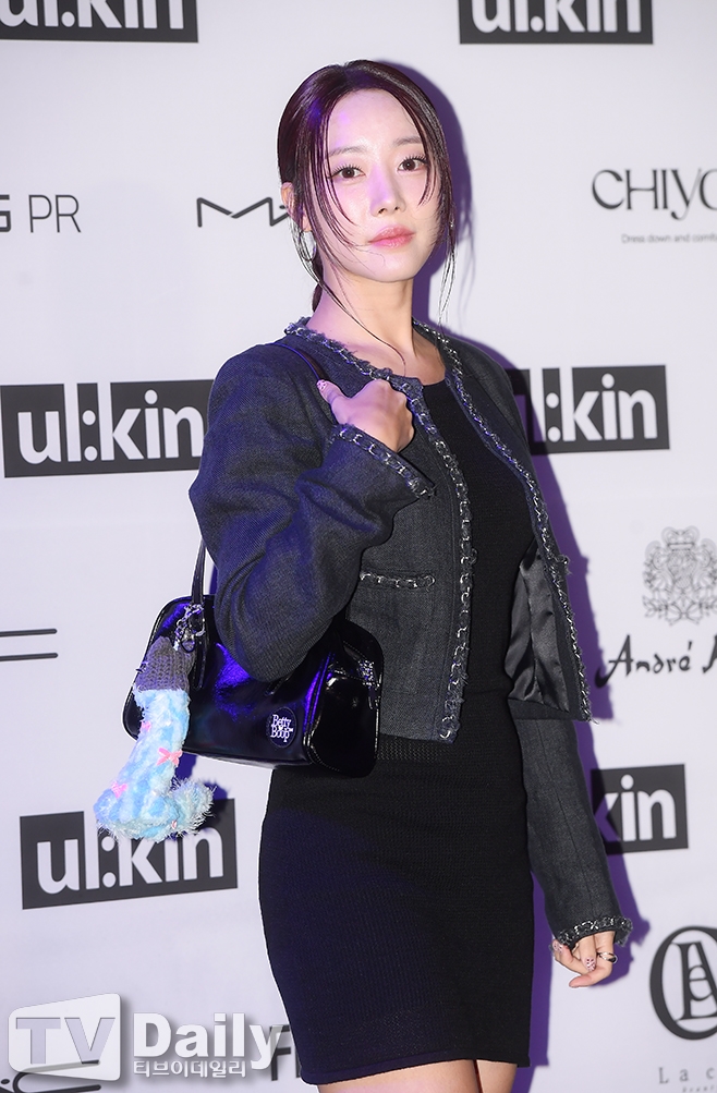 레인보우 출신 배우 고우리