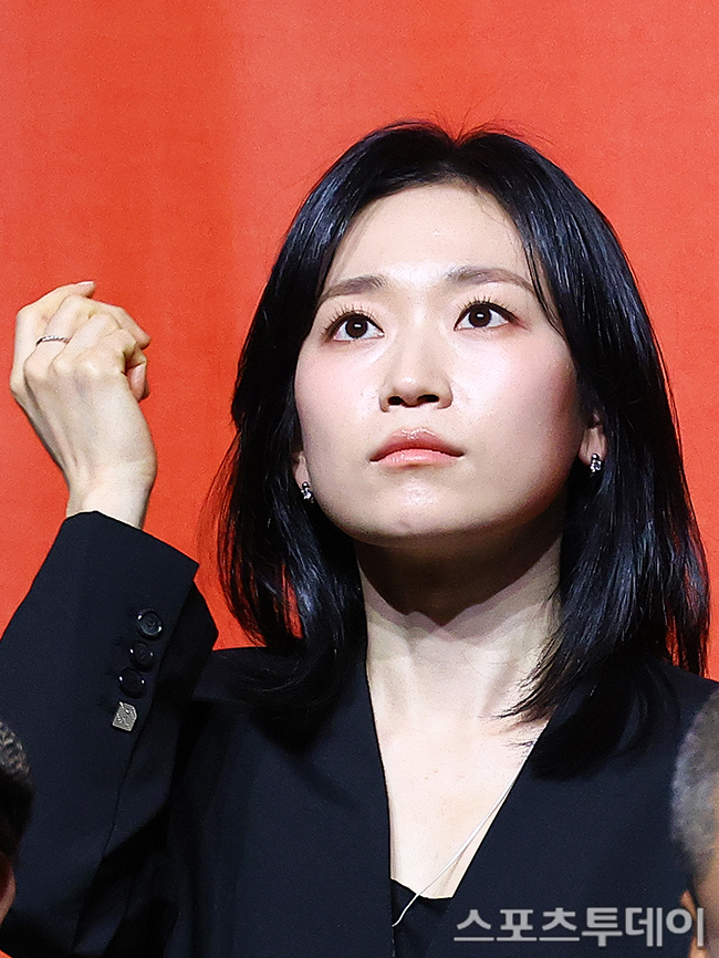 Kim Seul-gi Shines at ‘French Vault’ Premiere: What to Expect from This Unique Play?
