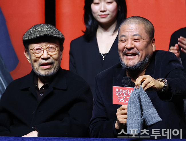 신구 vs 성지루: 연극 ‘불란서 금고’에서 펼쳐지는 두 배우의 매력 비교