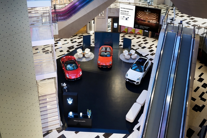 마세라티 코리아 여의도 IFC몰 팝업 스토어