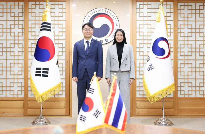 왼쪽부터 임광현 청장, 쿨라야 탄티테밋 태국 국세청장. (사진=국세청)