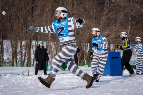 일본 홋카이도 북부에서 시작된 눈싸움 경기 '유키가센'이 올림픽 정식 종목 채택을 목표로 도전에 나섰다. 사진=재팬타임스