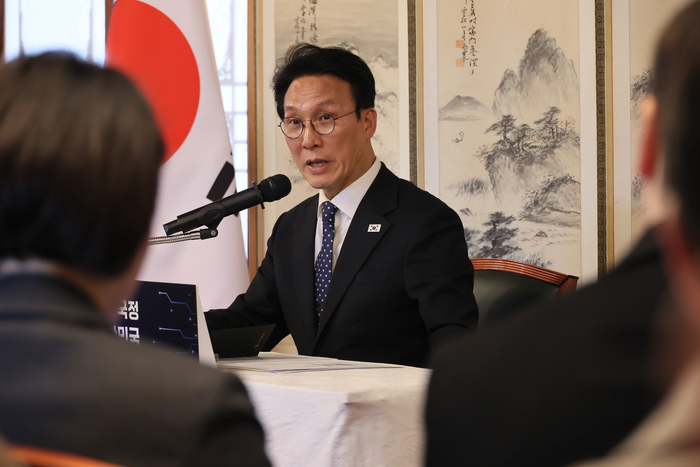 김민석 국무총리가 2일 서울 종로구 삼청동 총리공관에서 열린 출입기자단 간담회에서 발언하고 있다. 연합뉴스