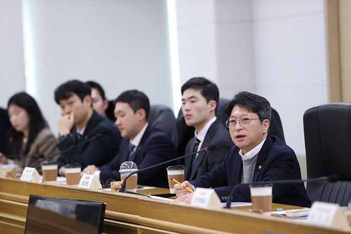 홍지선 국토교통부 2차관이 12일 정부세종청사에서 열린 '국토교통 미래 혁신을 위한 MZ 소통 간담회'에서 발언하고 있다.(사진=국토교통부)