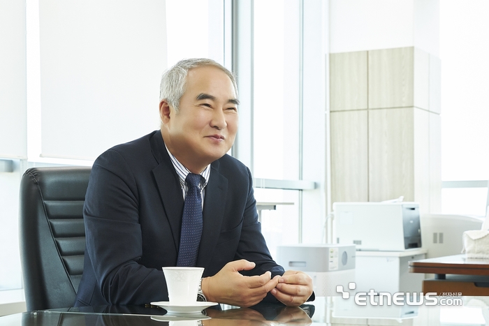 송하중 이사장.