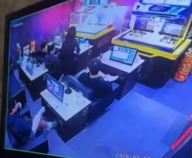 롯데 선수들의 불법도박업체 출입/온라인 커뮤니티