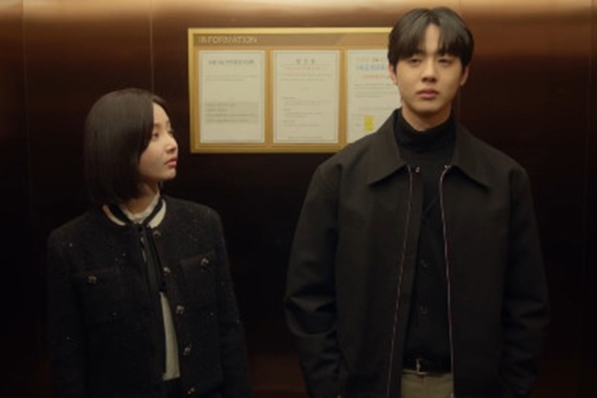 출처 : U+모바일tvX라이프타임 '러브포비아'