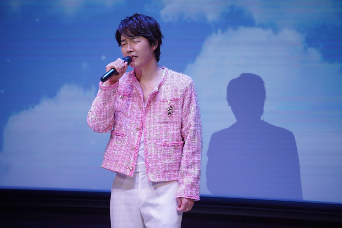 출처 : 스테이지원엔터, 이모션스튜디오