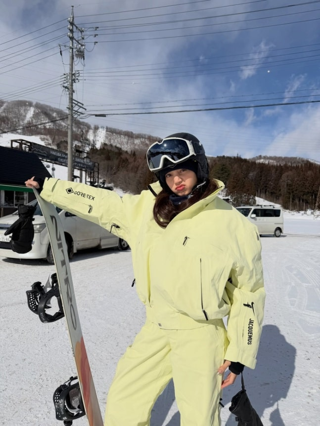 Lisa from BLACKPINK Hits the Slopes: Snowboarding Adventure and New Netflix Role Revealed!