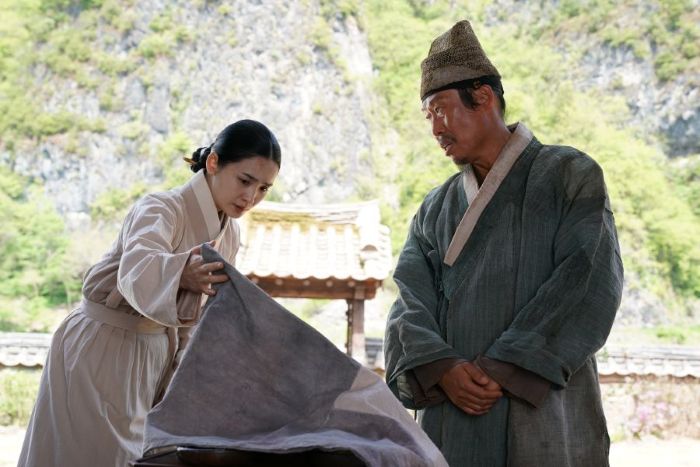 영화 '왕과 사는 남자'의 한 장면. 사진제공=쇼박스