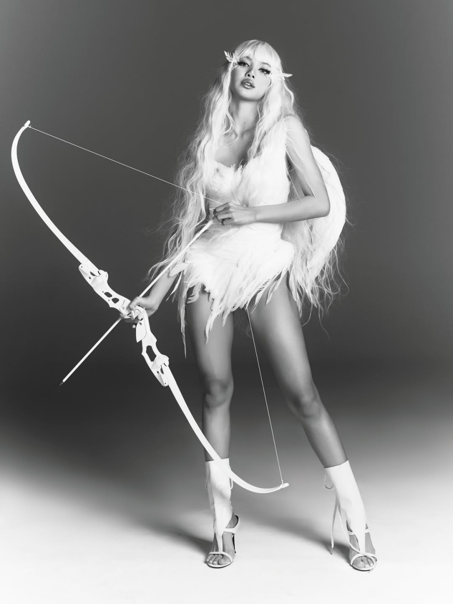 사진 : 리사 인스타그램