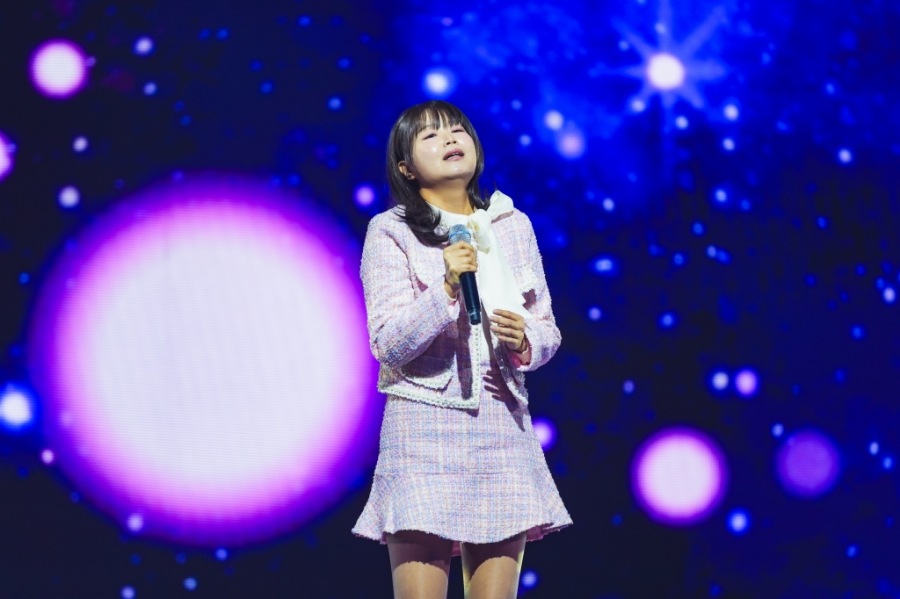 유방암 투병 중인 이지나가 '미스트롯4' 무대를 꾸미고 있다 / 사진 : TV CHOSUN ‘미스트롯4’