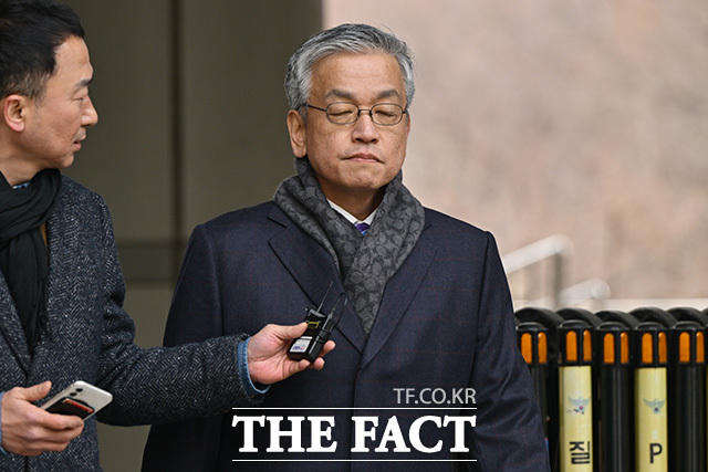 &nbsp;  Choi, with his eyes closed.