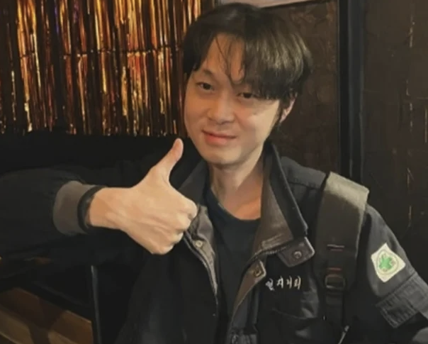 Tragic Loss: Busker Busker’s Park Kyung-koo Passes Away at 38 – A Tribute to His Musical Legacy