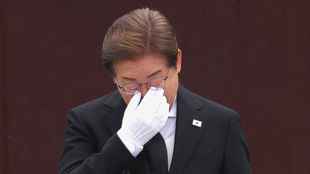 Tragic Cobra Helicopter Crash: What Went Wrong in South Korea’s Military Aviation?