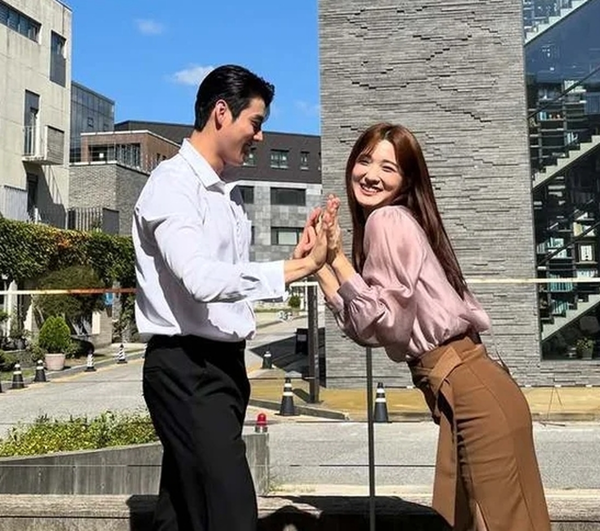 引用：ユルヒのSNSアカウント