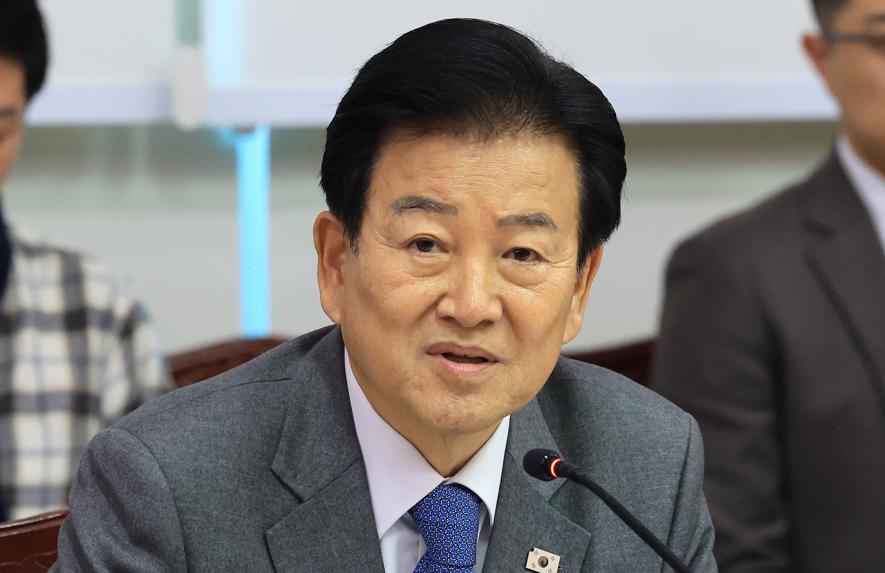 Why South Korea’s Unification Minister Expressed Regret Over North’s Drone Attacks