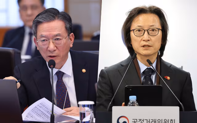 정성호(왼쪽) 법무부 장관과 주병기 공정거래위원회 위원장. /청와대통신사진기자단·뉴스1