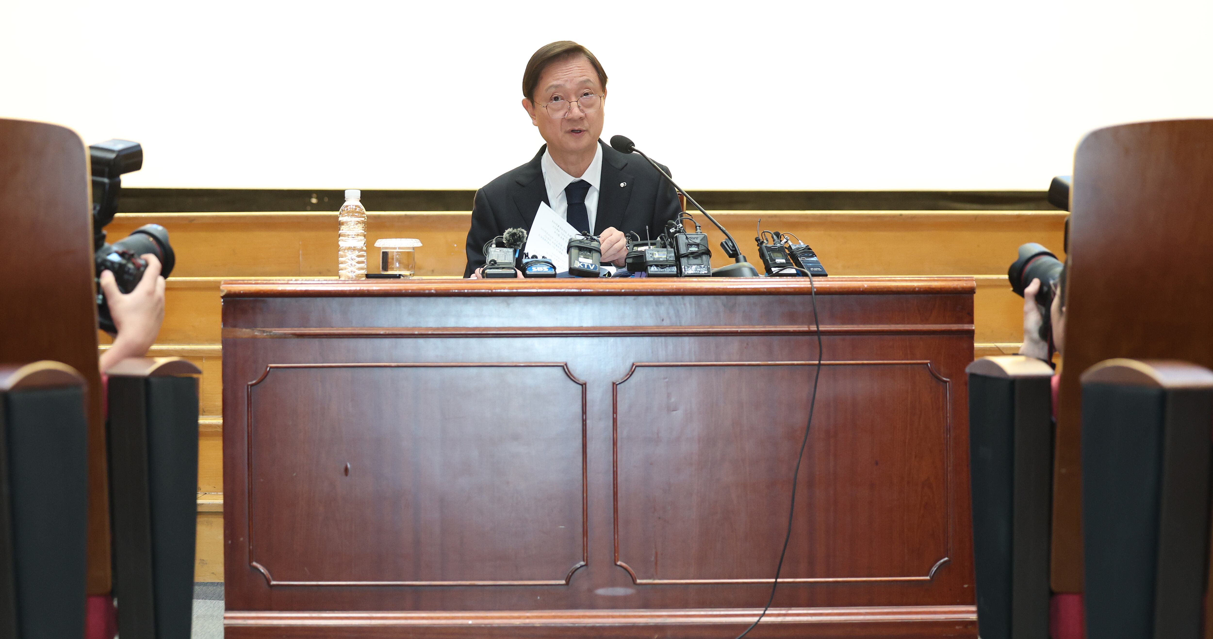 이찬진 금융감독원장이 9일 오전 서울 여의도 본원에서 '2026년 업무계획' 관련 기자간담회를 열고 발언하고 있다./뉴스1