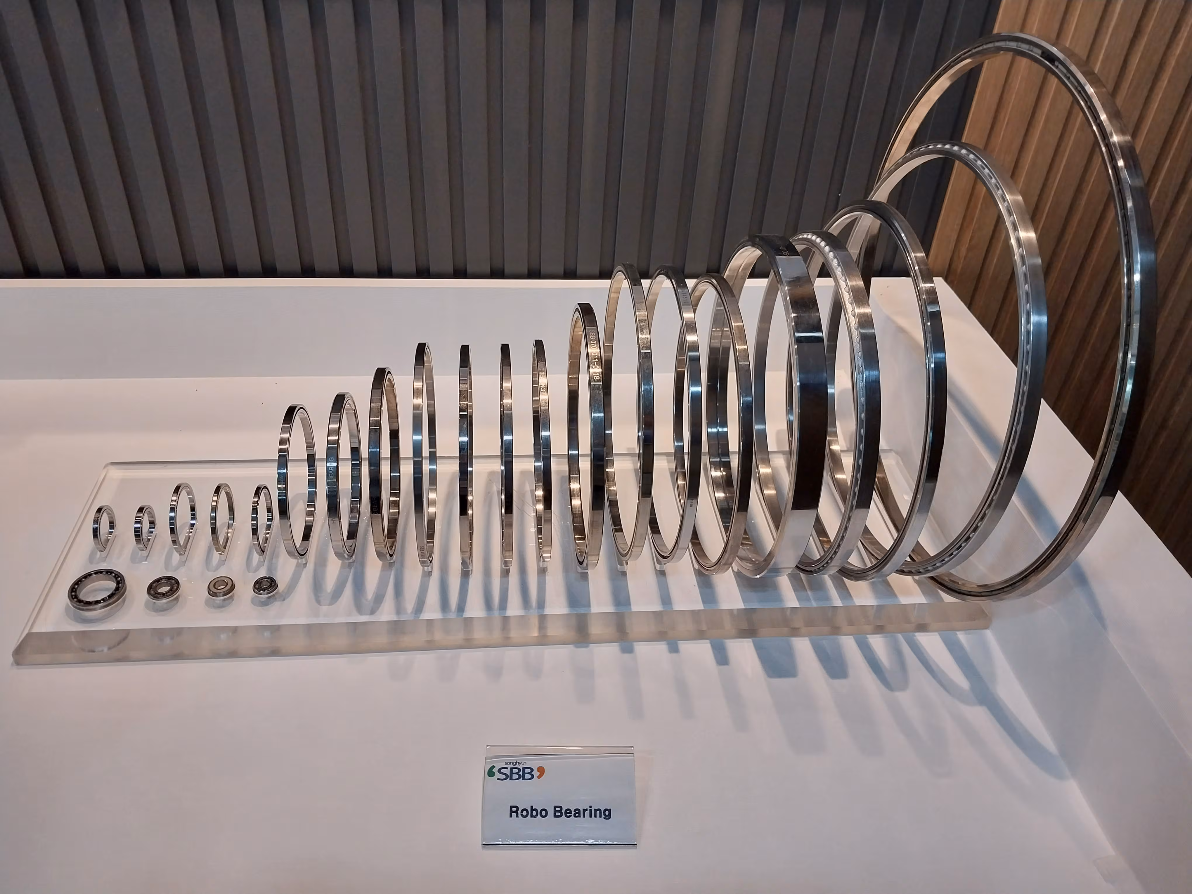 에스비비테크가 생산하는 베어링 제품./에스비비테크