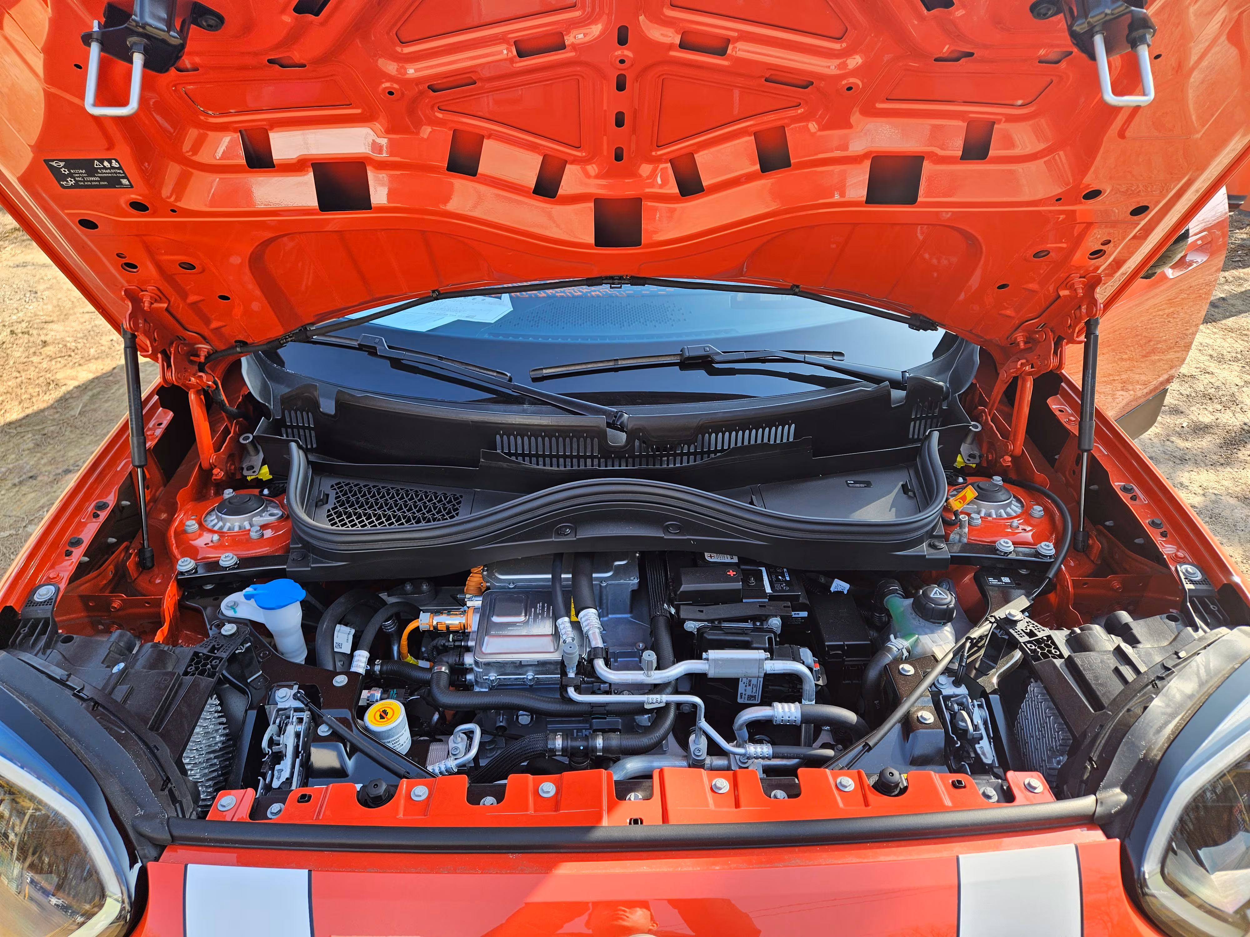 미니 에이스맨 SE의 전동 파워트레인 룸. /김지환 기자