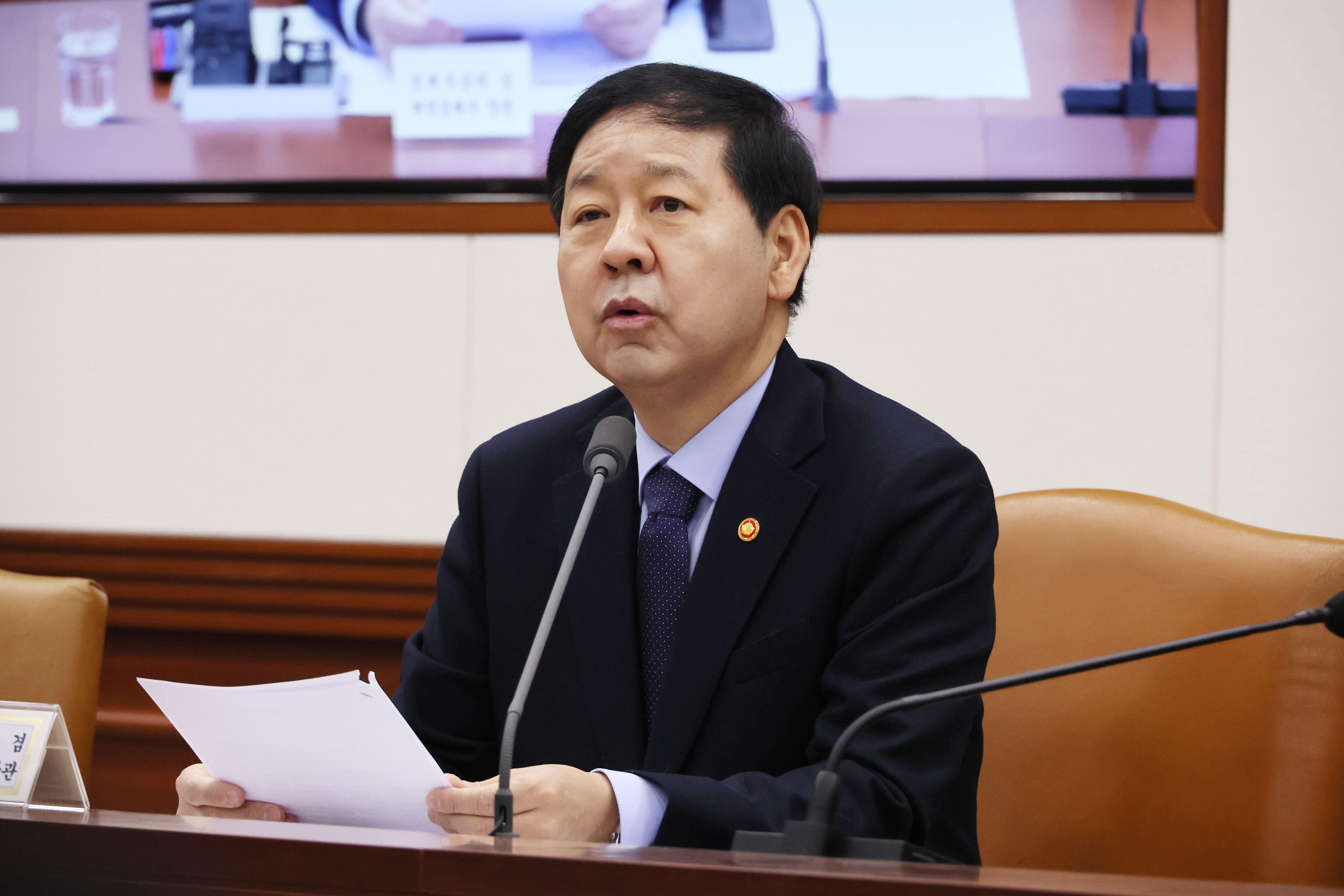 구윤철 부총리 겸 재정경제부 장관이 4일 서울 종로구 정부서울청사에서 열린 경제관계장관회의에서 발언하고 있다. /연합뉴스