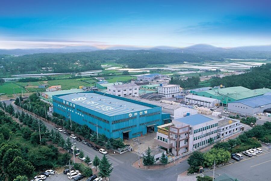 경북 영천 소재 신영 본사 모습. /신영 홈페이지