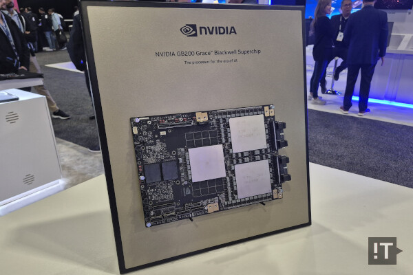 엔비디아 GB200 그레이스 블랙웰 슈퍼칩 / 권용만 기자