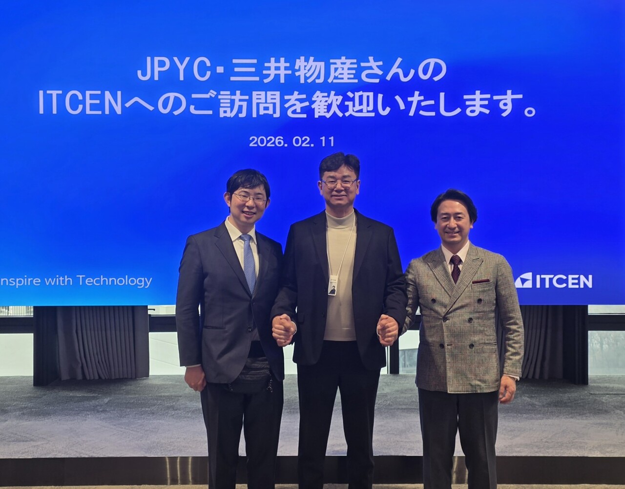 (왼쪽부터) 오카베 노리타카 JPYC 대표, 강진모 아이티센그룹 회장, 와카 신스케 미쓰이물산 디지털금융부문 총괄 / 아이티센글로벌