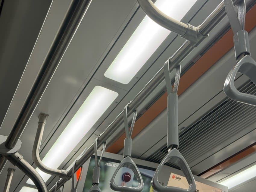 74ef8104b1841cf423e88497329c706c17b18ff6d061b4bad0a93e047e740d337f71b60119f8e12eecee8558177a36ebbe79a4eb0e