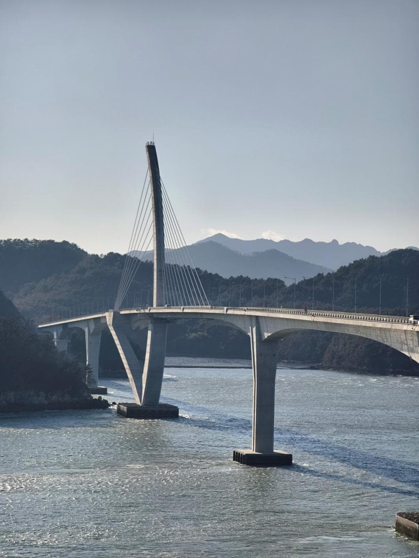 viewimage.php?id=2ebcc235edd32aaf60b8&no=24b0d769e1d32ca73fe786fa1bd62531832b22dcab9a6c88a2bcc7d84e72b8e2a0e82477de7a6196de48d3a7c2cc76e3f451286931c8029c4df723c6ce4ad74a45a70e2ac588