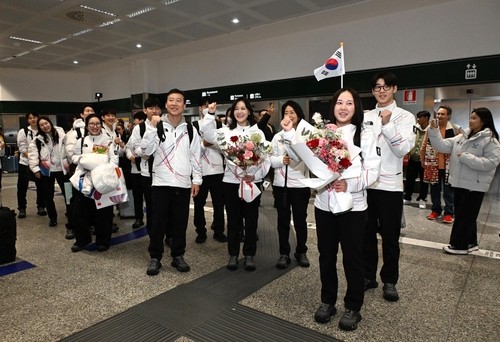 밀라노 공항에 도착한 한국선수단 모습(사진제공 대한체육회 , 재배포 및 DB 금지)