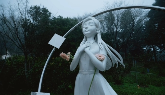 &nbsp;       A memorial sculpture for the late Barbie Hsu created by DJ Koo himself. Photo from Dee Hsu\'s social media.