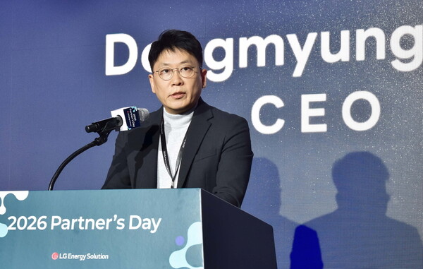 LG에너지솔루션 CEO 김동명 사장이 '2026 파트너스데이' 행사에 참석해 환영사를 하고 있다. [사진: LG에너지솔루션]