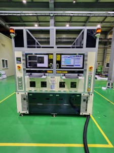 초정밀 렌즈 조립 및 검사기 [사진: 지아이텍]