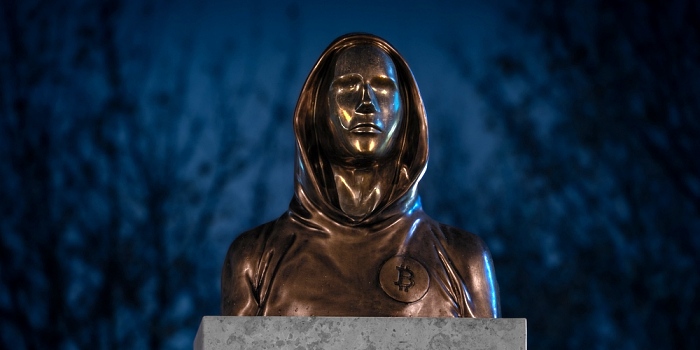 사토시 나카모토 동상 [사진: 셔터스톡]