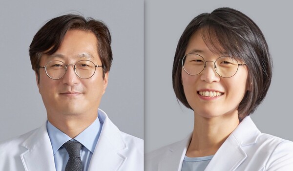 왼쪽부터 전대원 교수, 윤아일린 교수