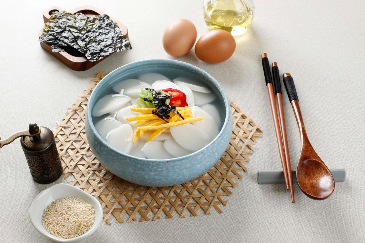 한 살 더 먹는 떡국