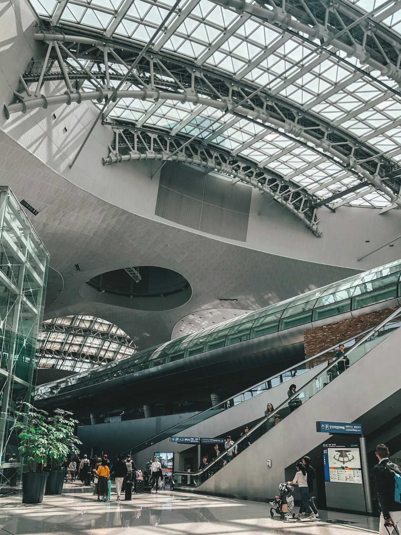 인천공항 복귀 / 사진=unsplash@Shawn