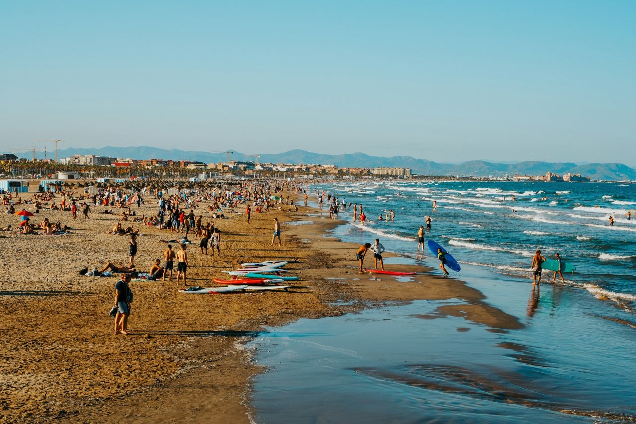 말 바로 사 해변 / 사진=unsplash@Charlie Gallant